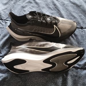 Mens nike zoom gravity size 11